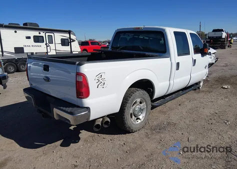 2015 Ford F-250 Xlt z USA, uszkodzony, nr VIN 1FT7W2BT8FED18346